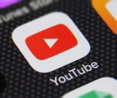 【朗報】脱税YouTuber死亡へ。YouTube「税務情報を教えなければ収益減らすからな」